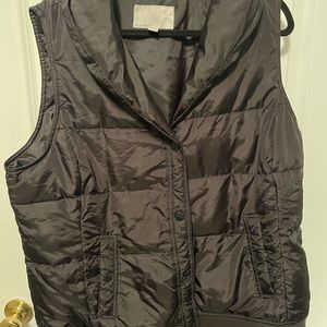 Old Navy Puffer Vest